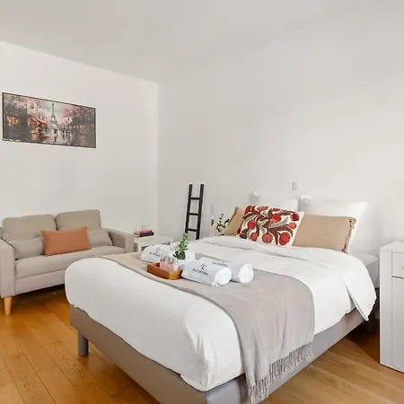 Mande - Noblesse Aux Portes De Paris Apartmán *